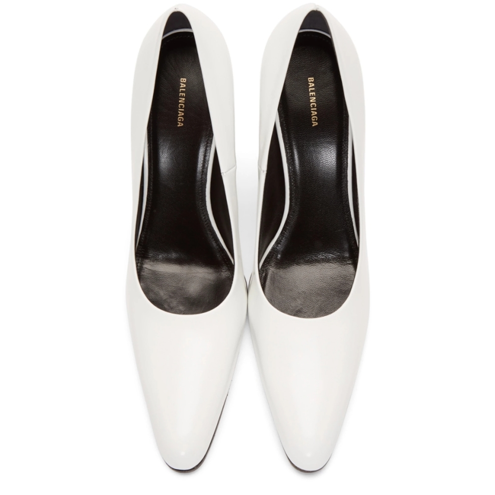 NWOT - Balenciaga white block heel pumps SZ 37.5